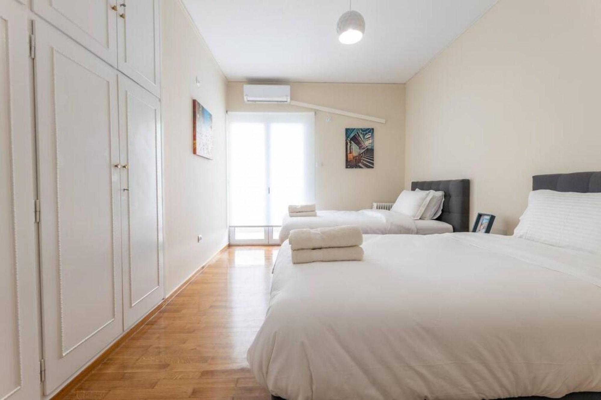 Amfitritis Family Lux Apartment At Palaio Faliro Athene Buitenkant foto