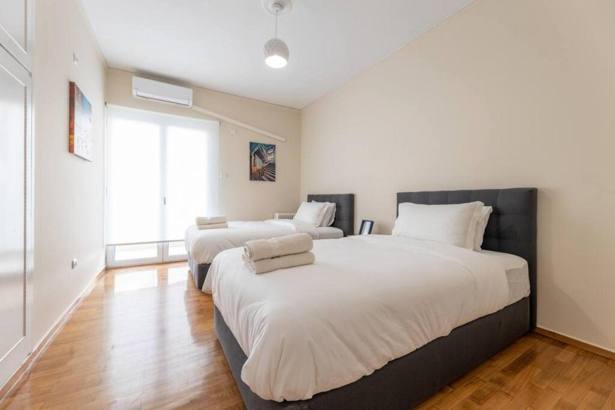 Amfitritis Family Lux Apartment At Palaio Faliro Athene Buitenkant foto
