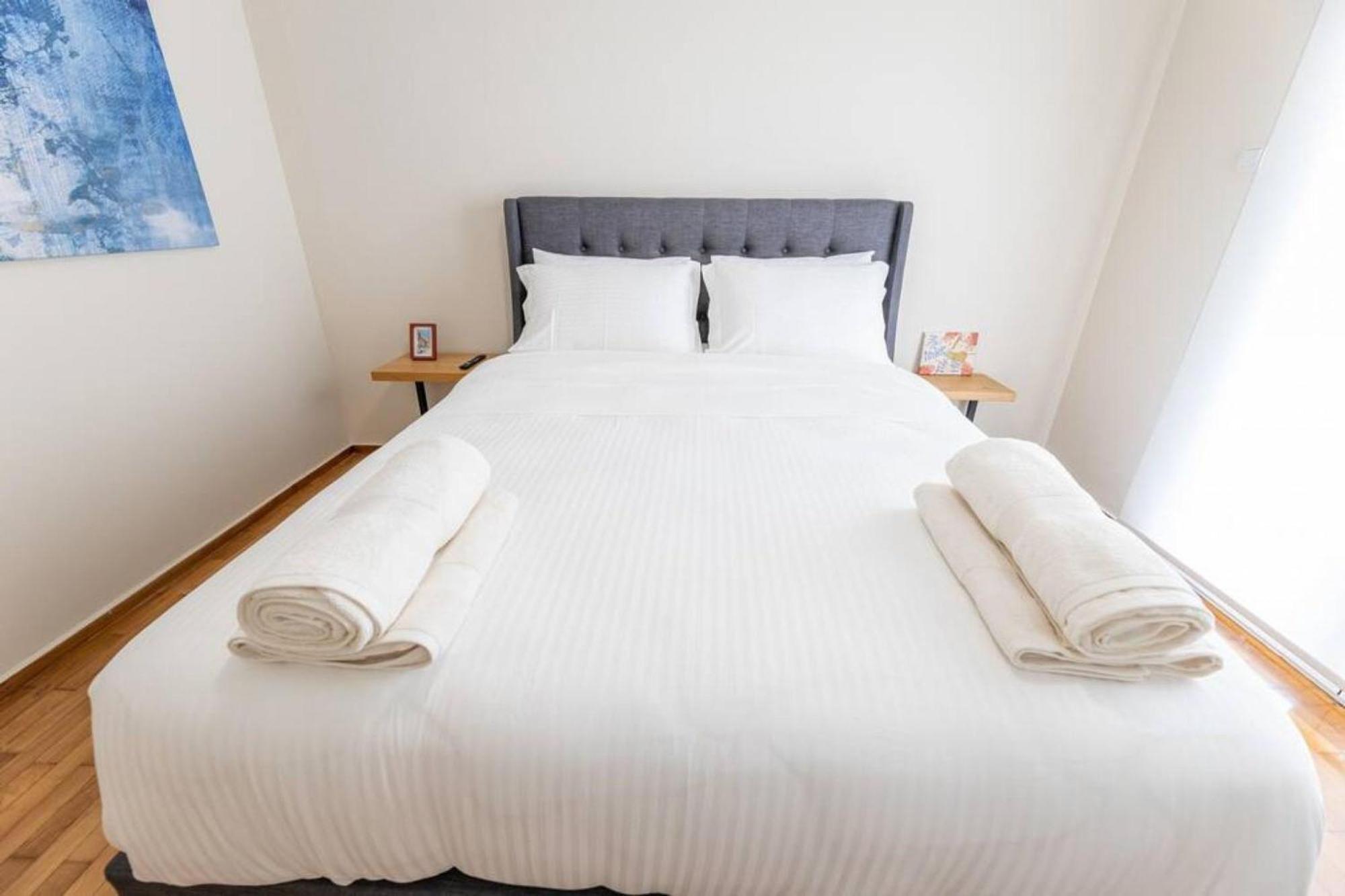 Amfitritis Family Lux Apartment At Palaio Faliro Athene Buitenkant foto